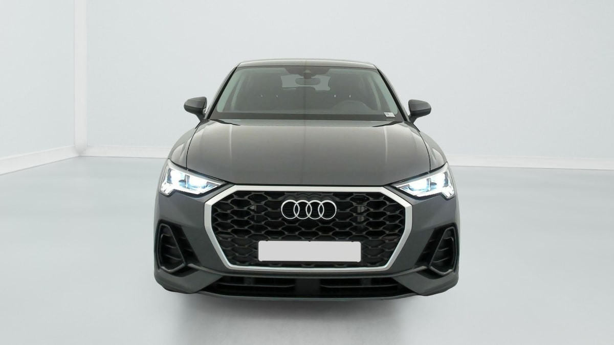 Vente en ligne Audi Q3 Sportback 45 TFSIe 245 ch S tronic 6 Design au prix de 33 660 €