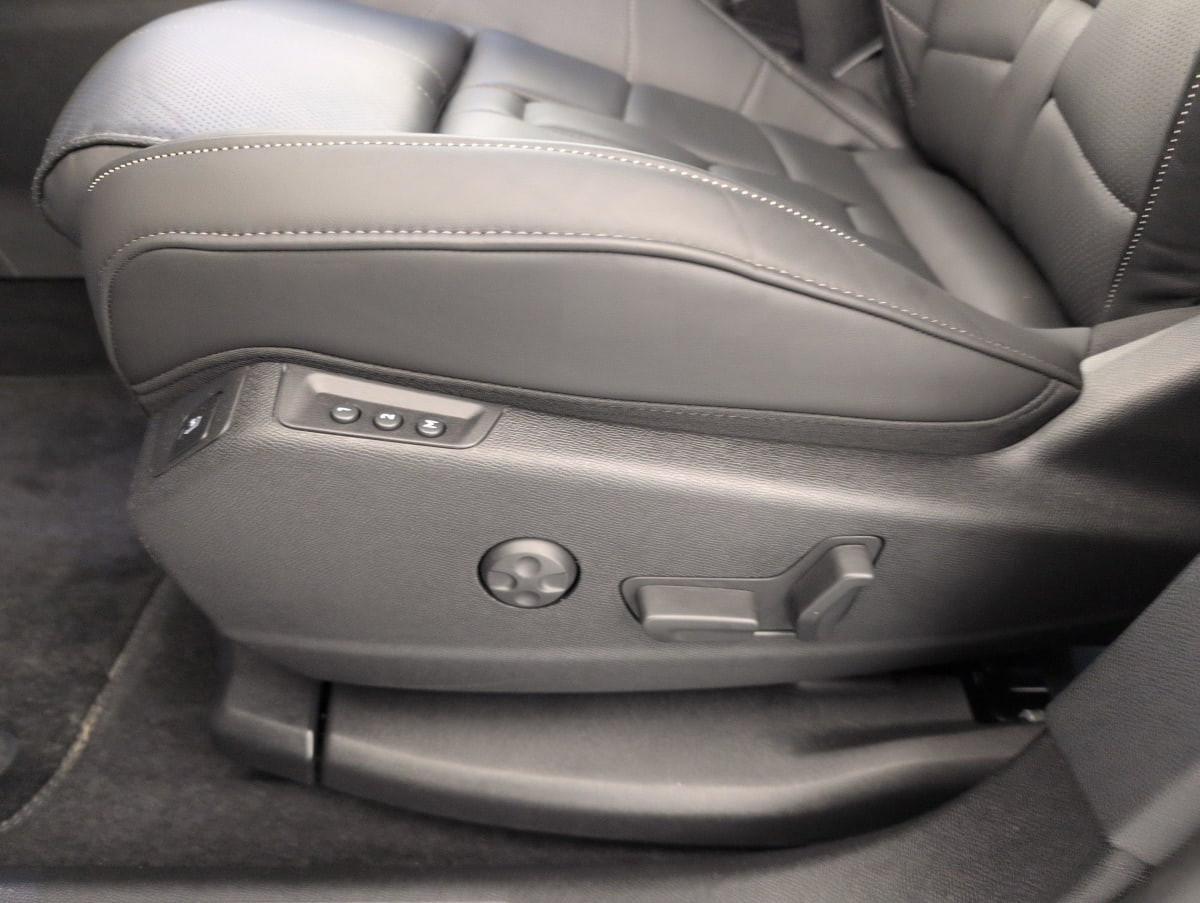 Vente en ligne Ds DS7 Crossback BlueHDi 130 EAT8 Etoile au prix de 31 600 €