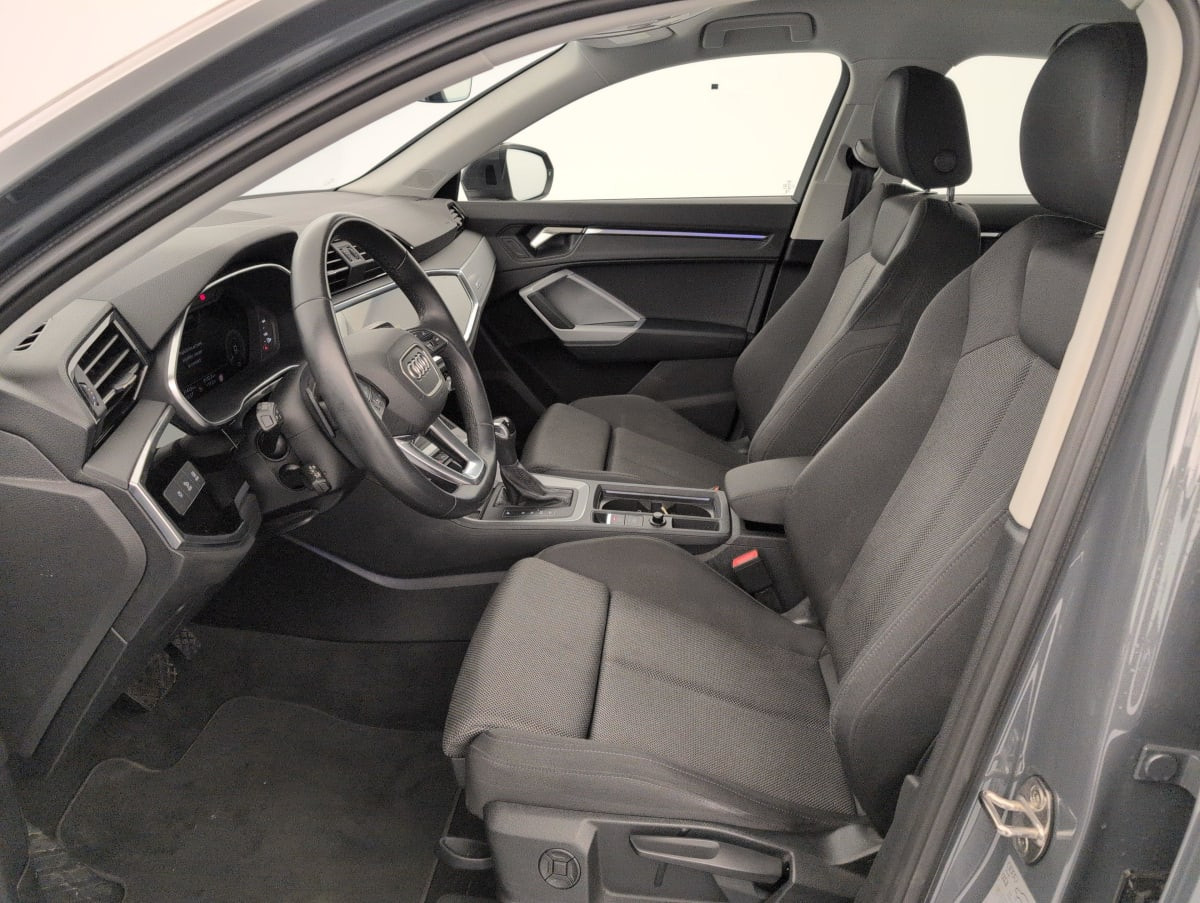 Vente en ligne Audi Q3 Sportback 45 TFSIe 245 ch S tronic 6 Design au prix de 33 660 €