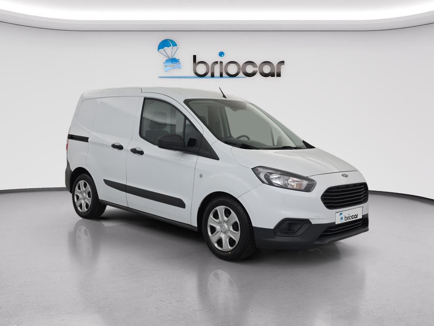 Vente en ligne Ford Transit Courier 1.5 TDCI 100ch Trend au prix de 13 990 €