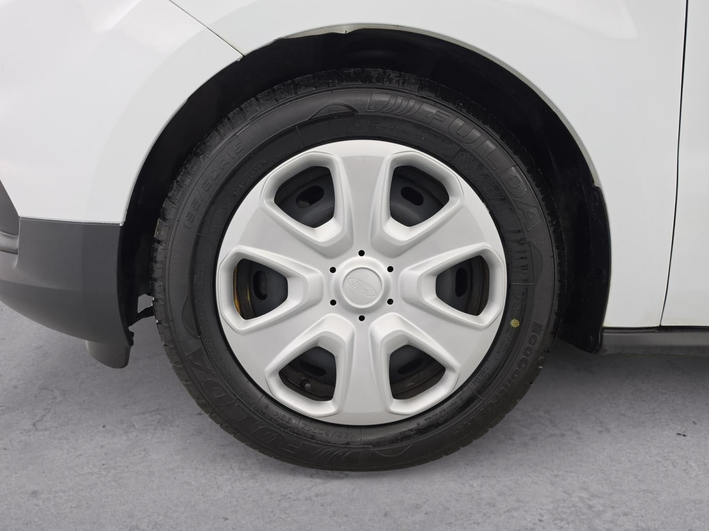 Vente en ligne Ford Transit Courier 1.5 TDCI 100ch Trend au prix de 13 990 €