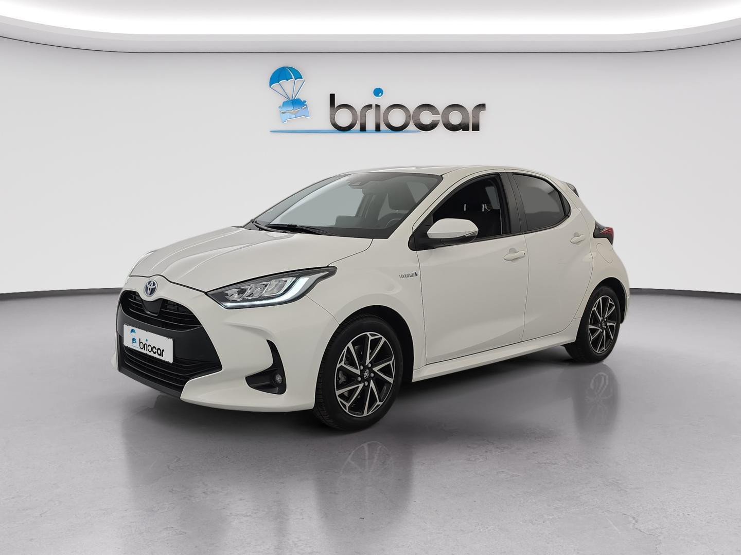 Vente en ligne Toyota Yaris 116h Design 5p au prix de 17 990 €