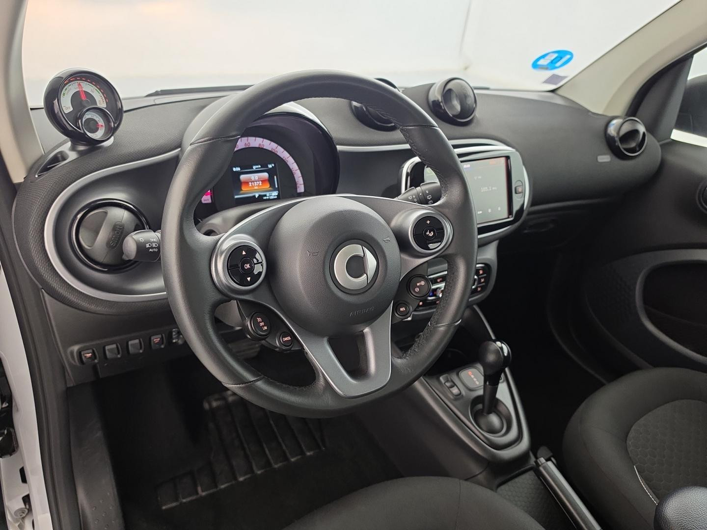 Vente en ligne Smart ForTwo Coupe EQ 82ch passion + Chargeur rapide 22kW au prix de 12 980 €