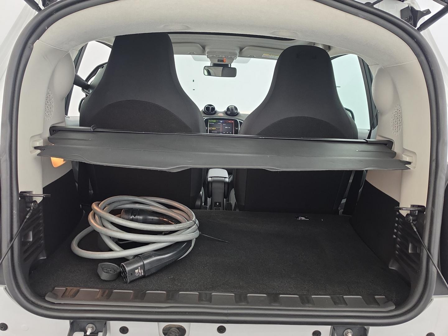 Vente en ligne Smart ForTwo Coupe EQ 82ch passion + Chargeur rapide 22kW au prix de 12 980 €