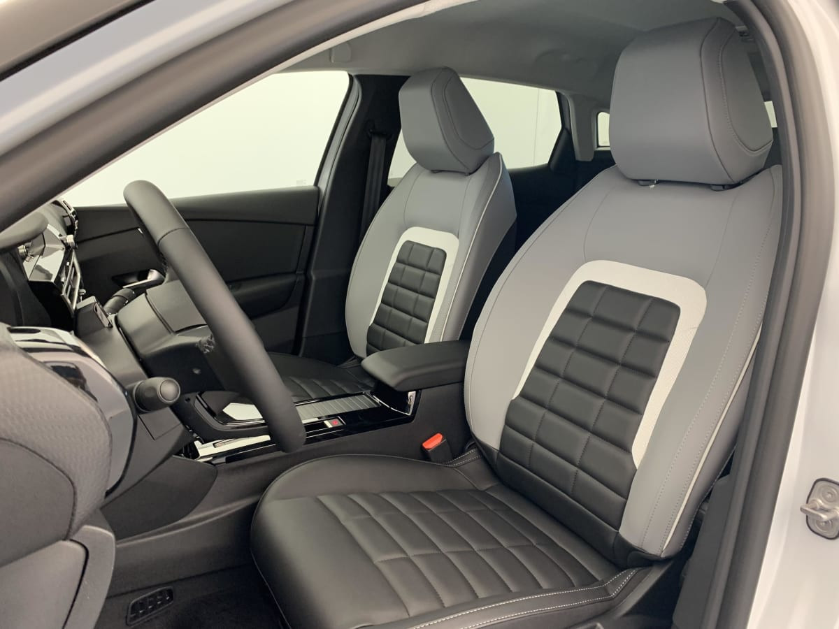 Vente en ligne Citroën C4 Hybride 145 ch e-DCS6 Max au prix de 24 190 €