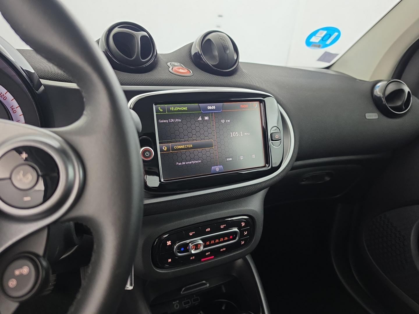 Vente en ligne Smart ForTwo Coupe EQ 82ch passion + Chargeur rapide 22kW au prix de 12 980 €