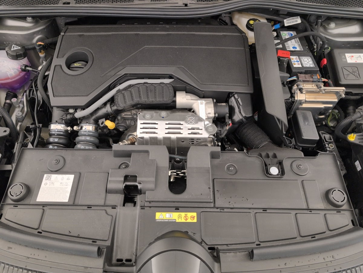 Vente en ligne Citroën C4 Hybride 145 ch e-DCS6 Max au prix de 24 190 €