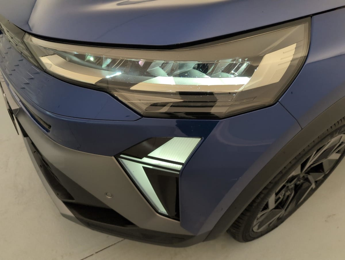 Vente en ligne Renault Symbioz E-Tech full hybrid 145 Esprit Alpine au prix de 27 480 €