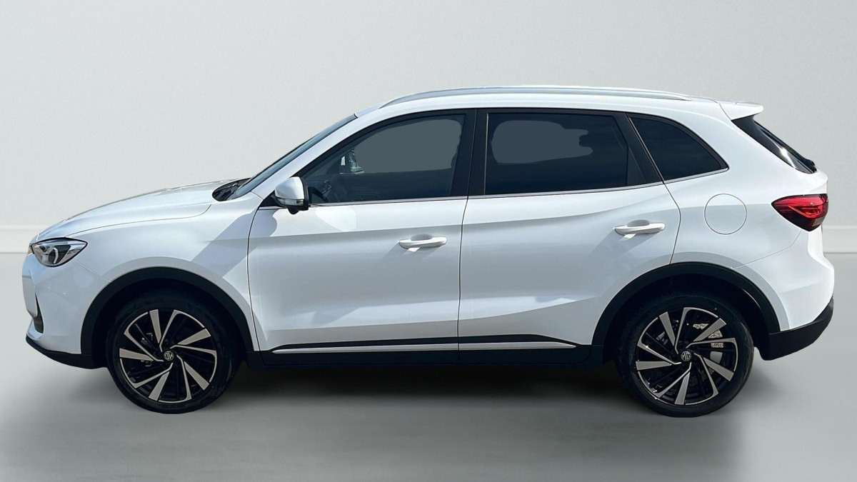 Vente en ligne Mg ZS 1.5 L Hybrid+ 197 ch Luxury au prix de 23 160 €