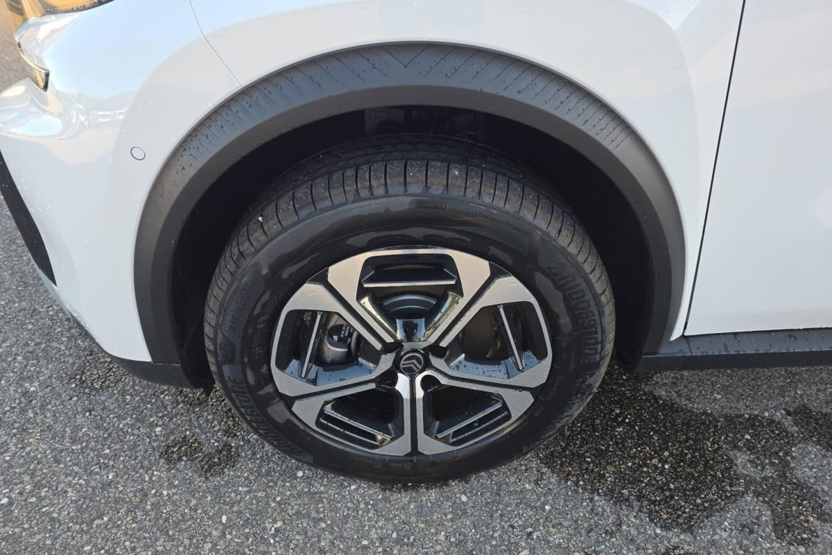 Vente en ligne Citroën C3 Aircross Hybride 145 e-DCS6 Max au prix de 24 150 €