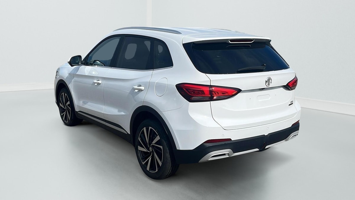 Vente en ligne Mg ZS 1.5 L Hybrid+ 197 ch Luxury au prix de 23 160 €