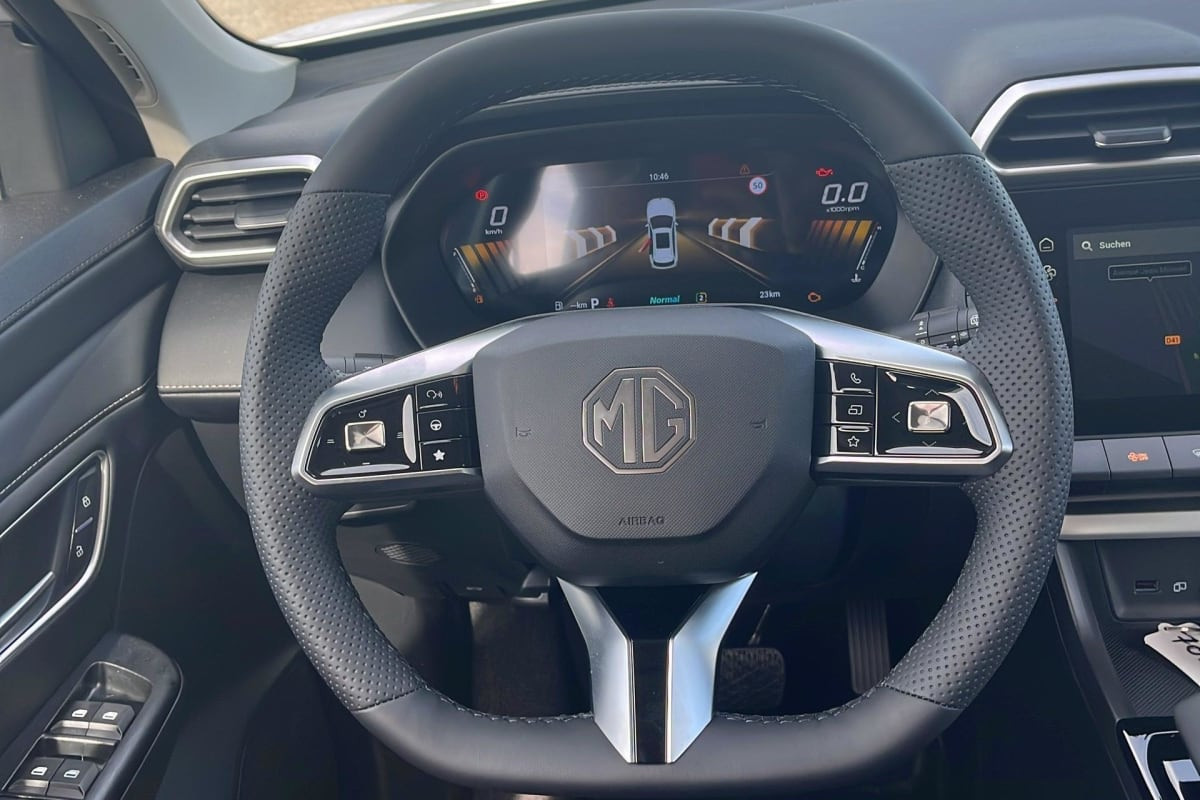 Vente en ligne Mg ZS 1.5 L Hybrid+ 197 ch Luxury au prix de 23 160 €