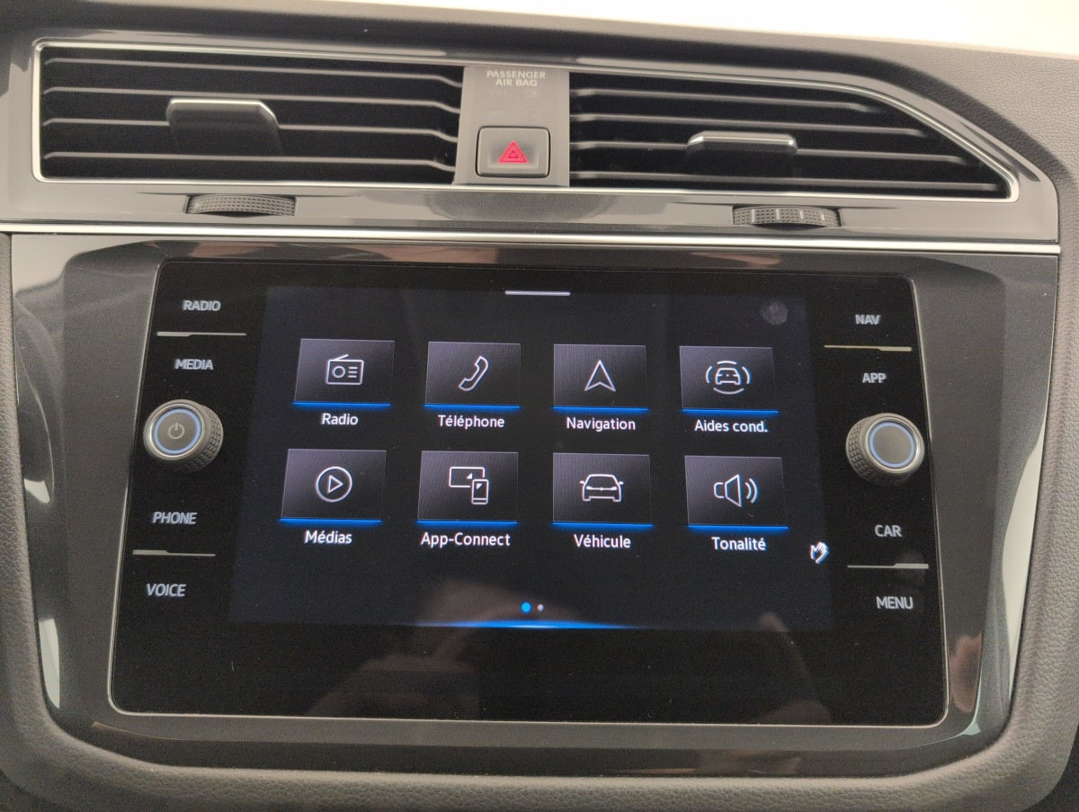Vente en ligne Volkswagen Tiguan 1.5 TSI 130CH BVM6 LIFE au prix de 22 850 €