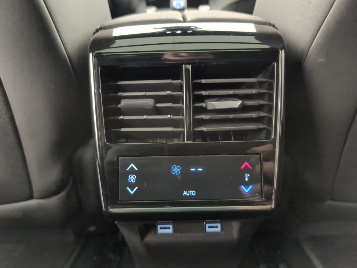 Vente en ligne Ds DS7 Crossback BlueHDi 130 EAT8 Etoile au prix de 31 600 €