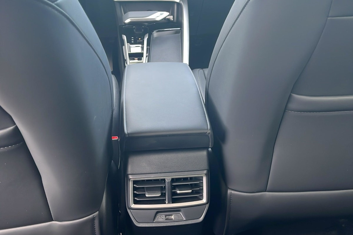 Vente en ligne Mg ZS 1.5 L Hybrid+ 197 ch Luxury au prix de 23 160 €