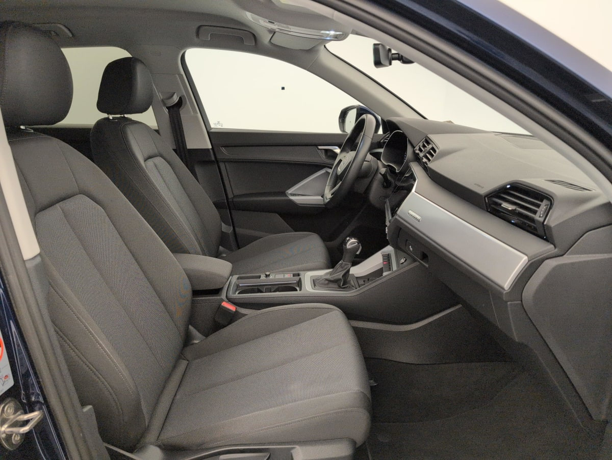 Vente en ligne Audi Q3 35 TDI 150 ch S tronic 7 Quattro Design au prix de 31 600 €