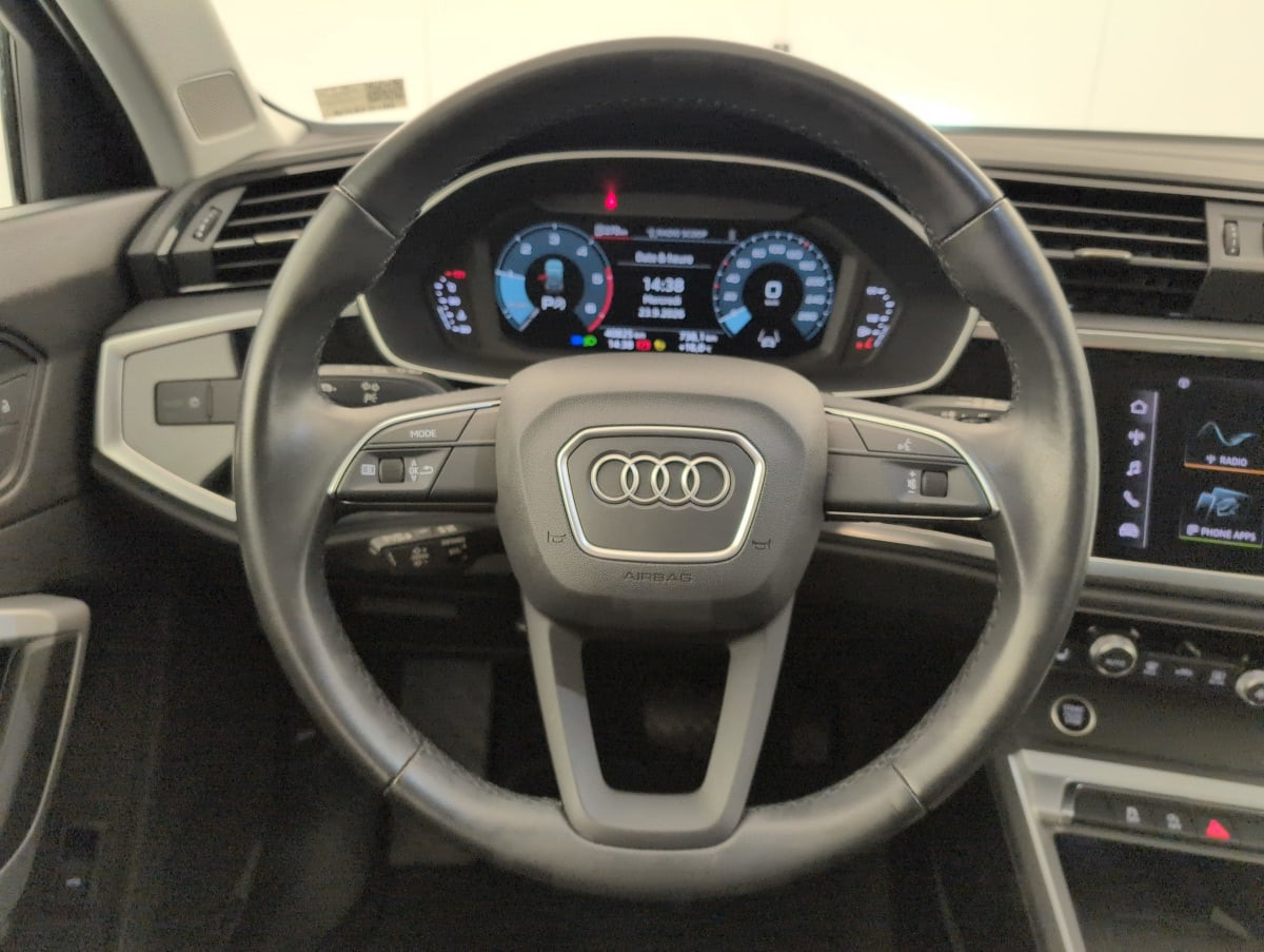 Vente en ligne Audi Q3 35 TDI 150 ch S tronic 7 Quattro Design au prix de 31 600 €