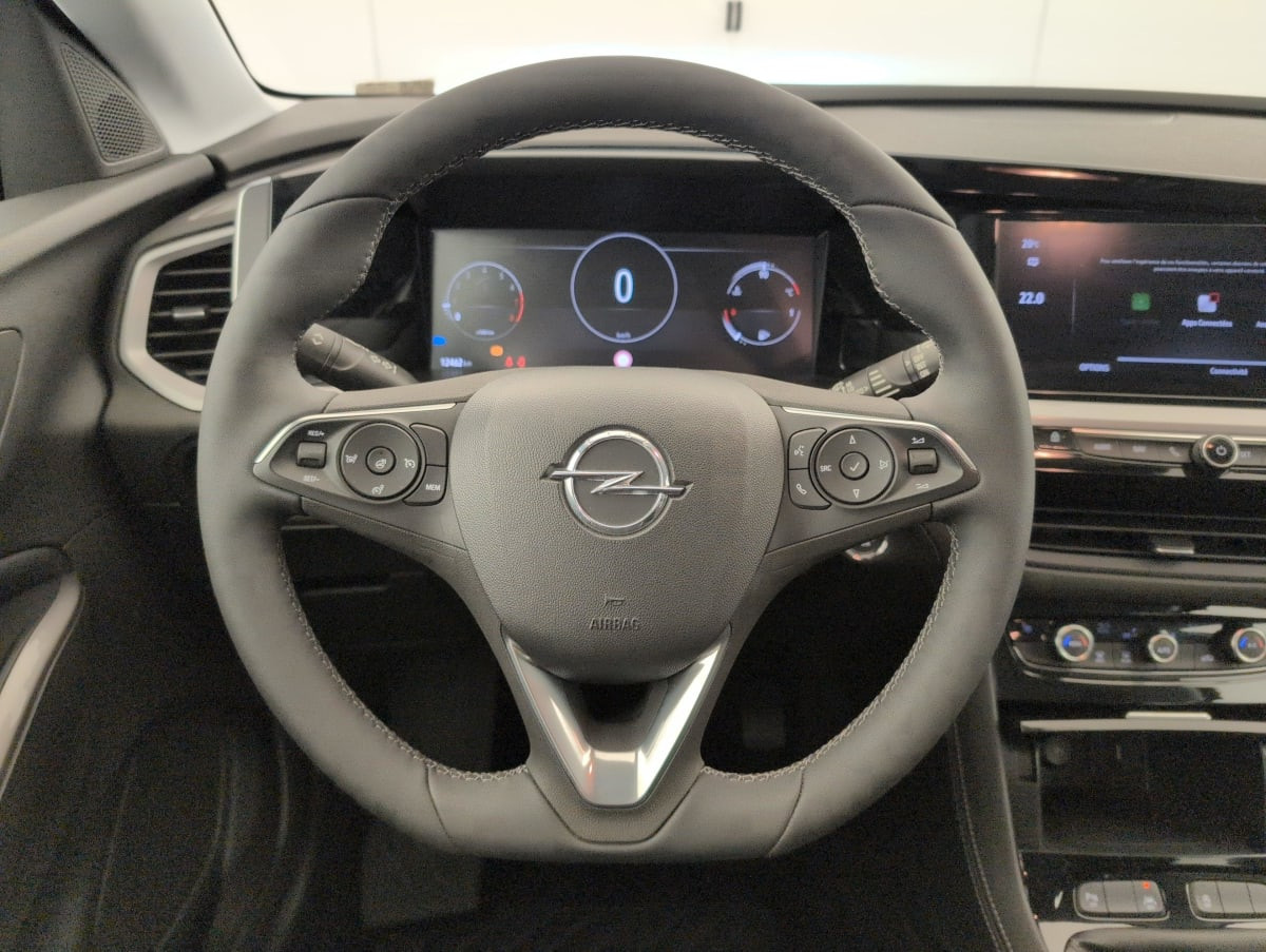 Vente en ligne Opel Grandland X 1.2 Turbo 130 ch GS au prix de 17 800 €