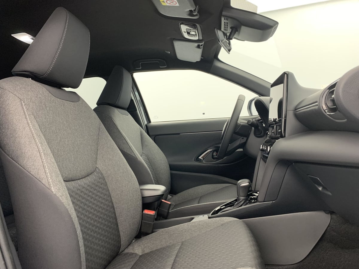 Vente en ligne Toyota Yaris Cross 130h 2WD Design au prix de 28 090 €
