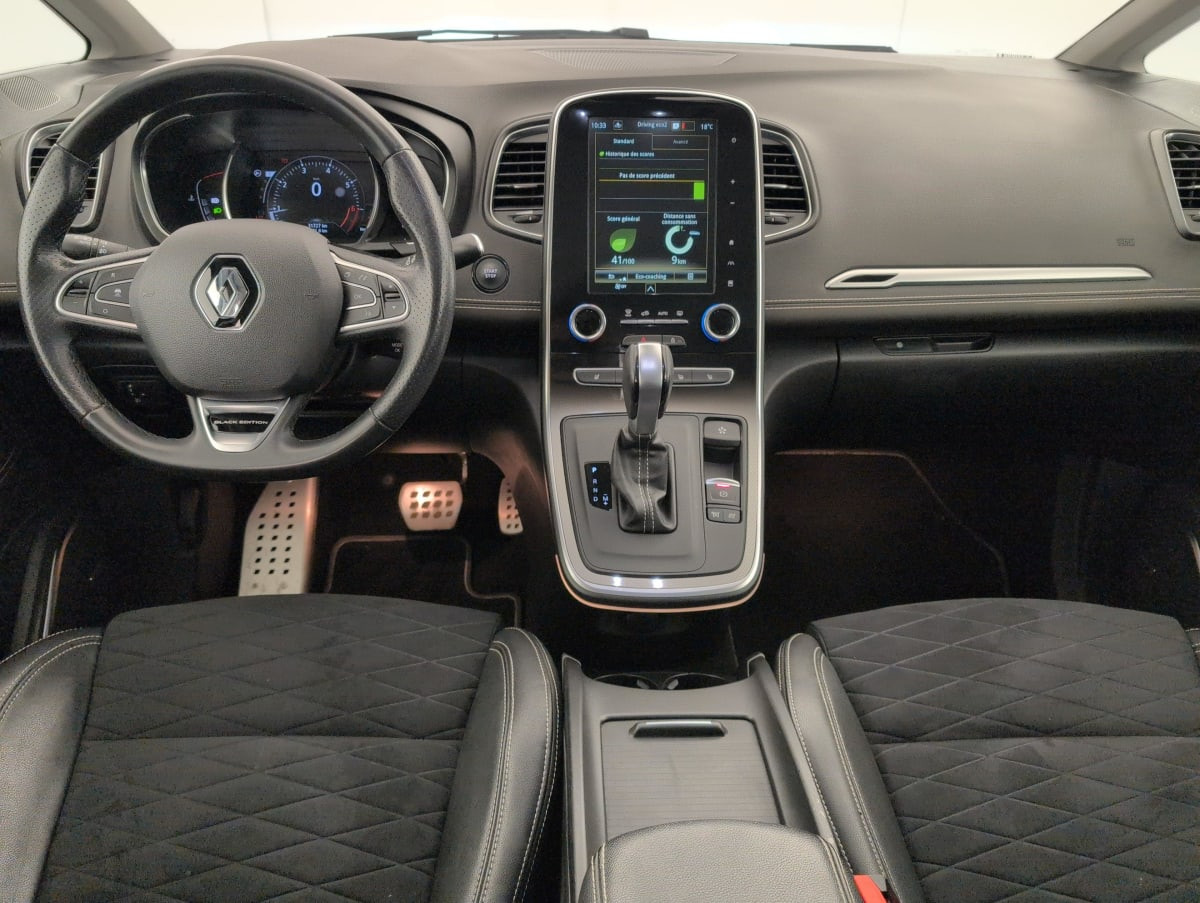 Vente en ligne Renault Grand Scenic 4 TCE 160 FAP EDC - 21 SL BLACK EDITION au prix de 21 300 €