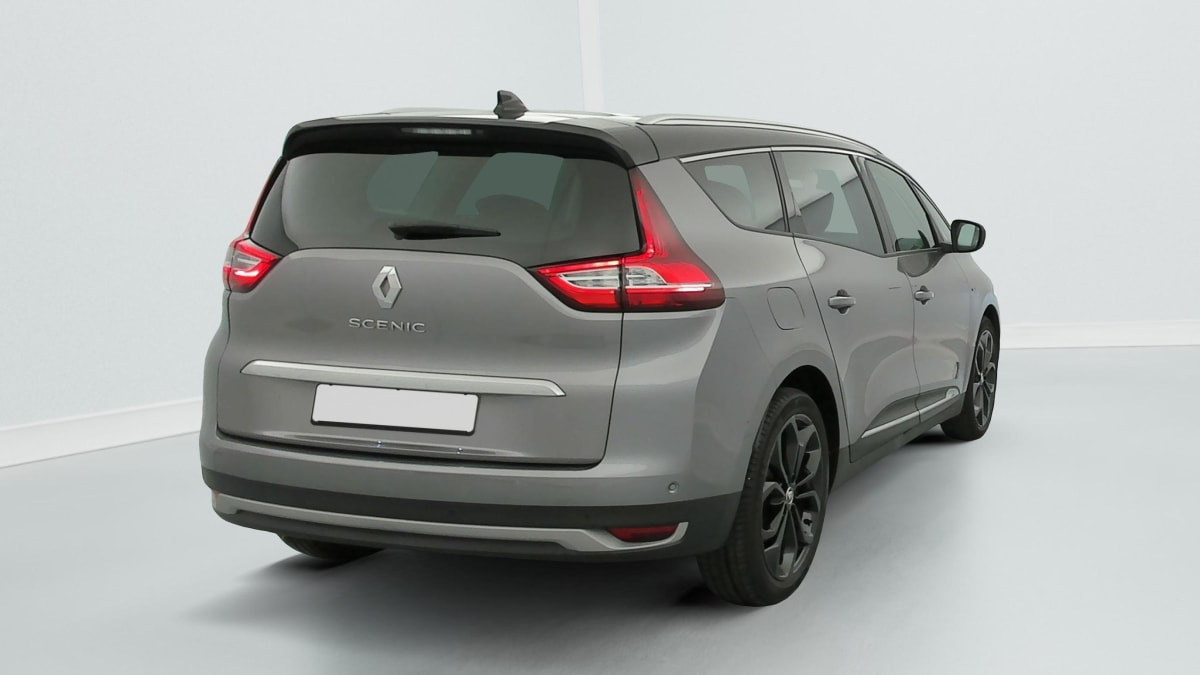 Vente en ligne Renault Grand Scenic 4 TCE 160 FAP EDC - 21 SL BLACK EDITION au prix de 21 300 €