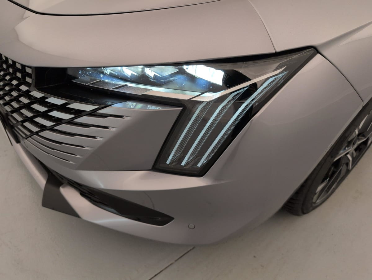 Vente en ligne Peugeot 508 SW Hybrid 225 e-EAT8 Allure au prix de 28 510 €