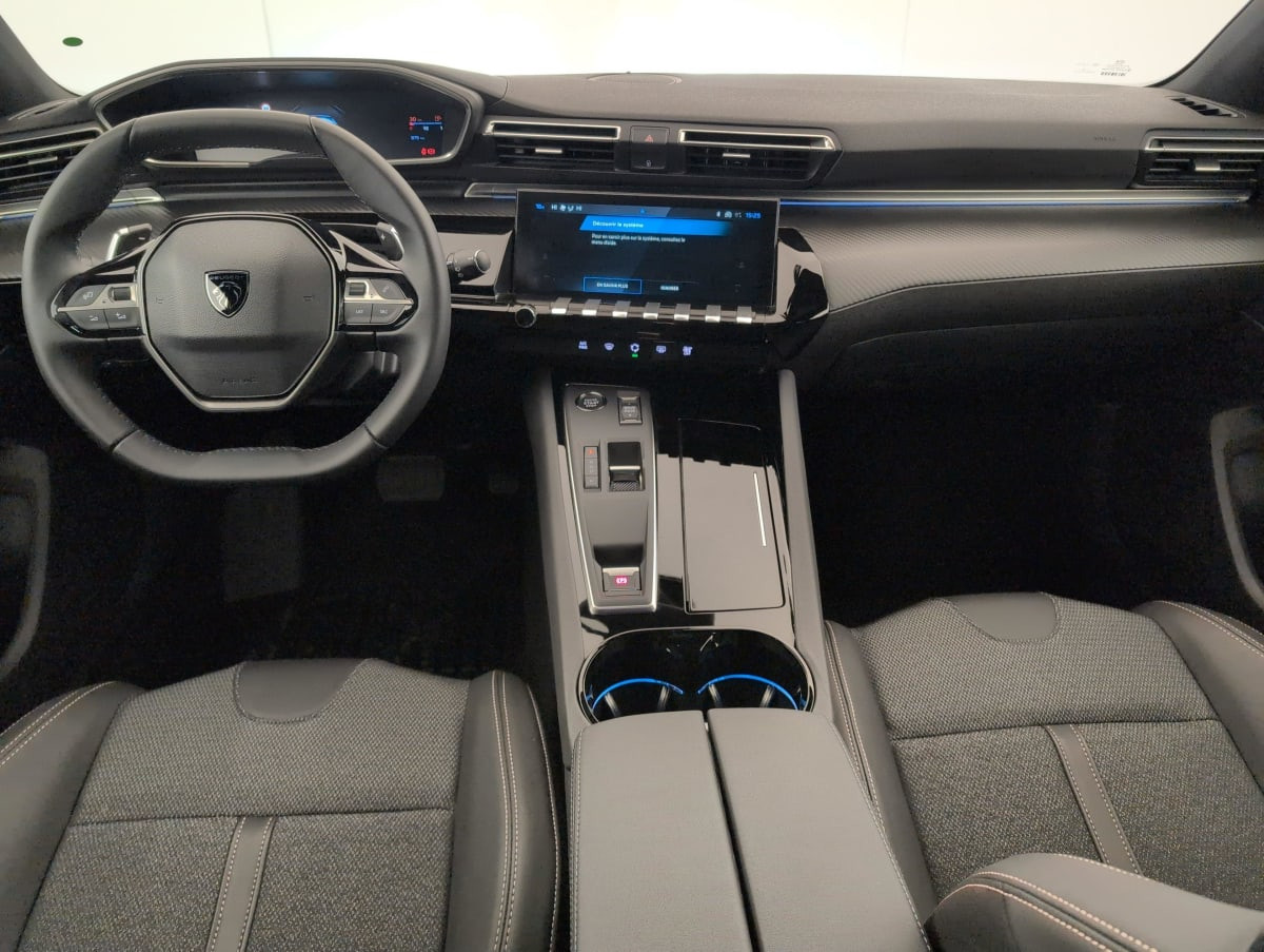 Vente en ligne Peugeot 508 SW Hybrid 225 e-EAT8 Allure au prix de 28 510 €