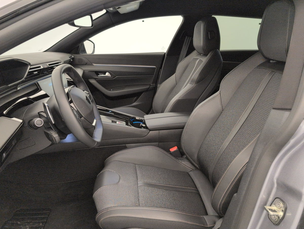 Vente en ligne Peugeot 508 SW Hybrid 225 e-EAT8 Allure au prix de 28 510 €