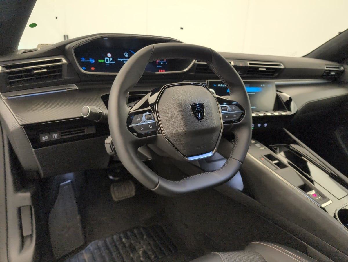 Vente en ligne Peugeot 508 SW Hybrid 225 e-EAT8 Allure au prix de 28 510 €
