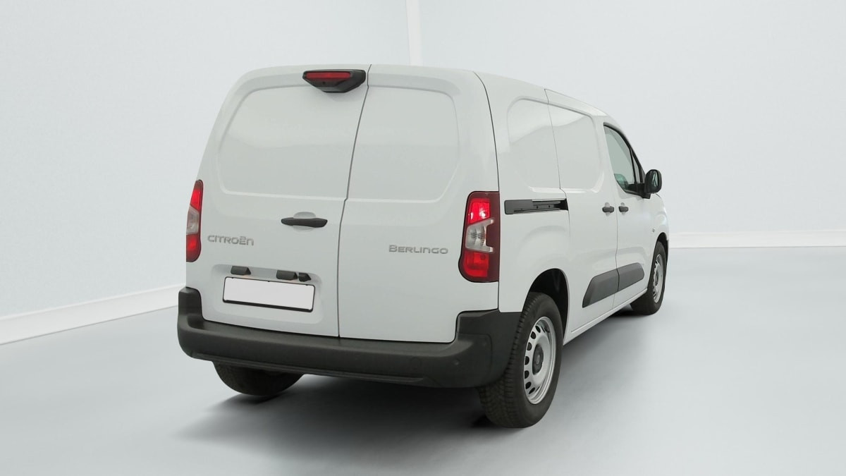 Vente en ligne Citroën Berlingo Fourgon M DIESEL 100 CH MANUELLE CHARGE UTILE MAJOREE au prix de 22 010 €