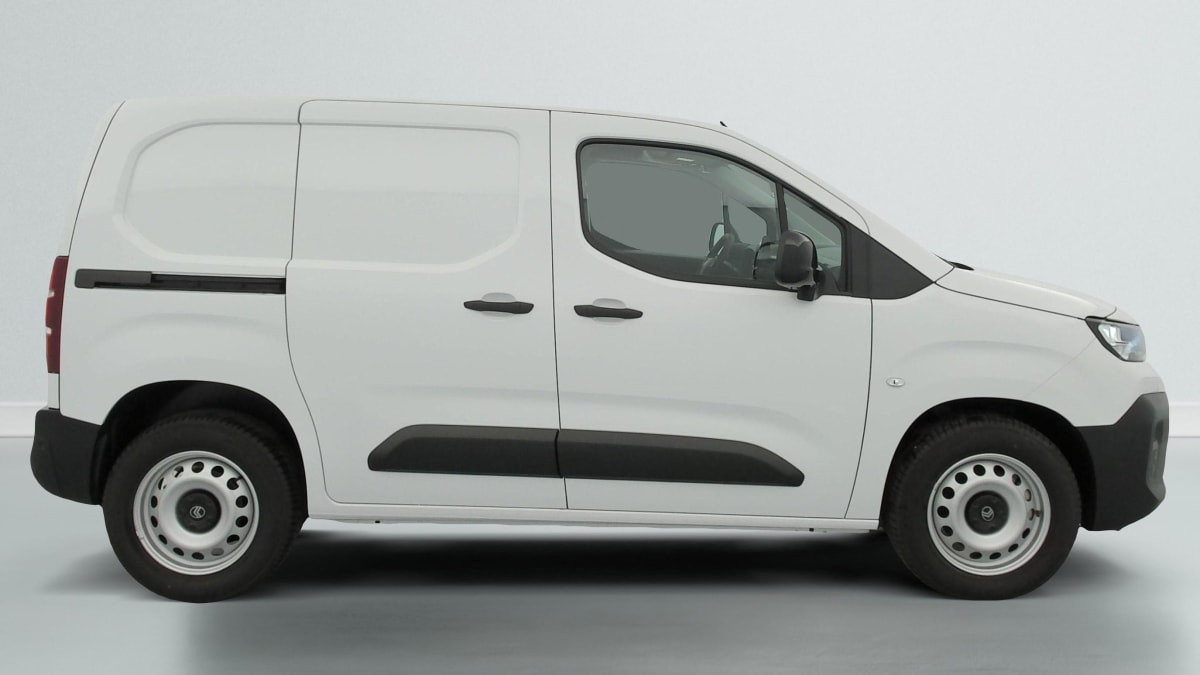 Vente en ligne Citroën Berlingo Fourgon M DIESEL 100 CH MANUELLE CHARGE UTILE MAJOREE au prix de 22 010 €