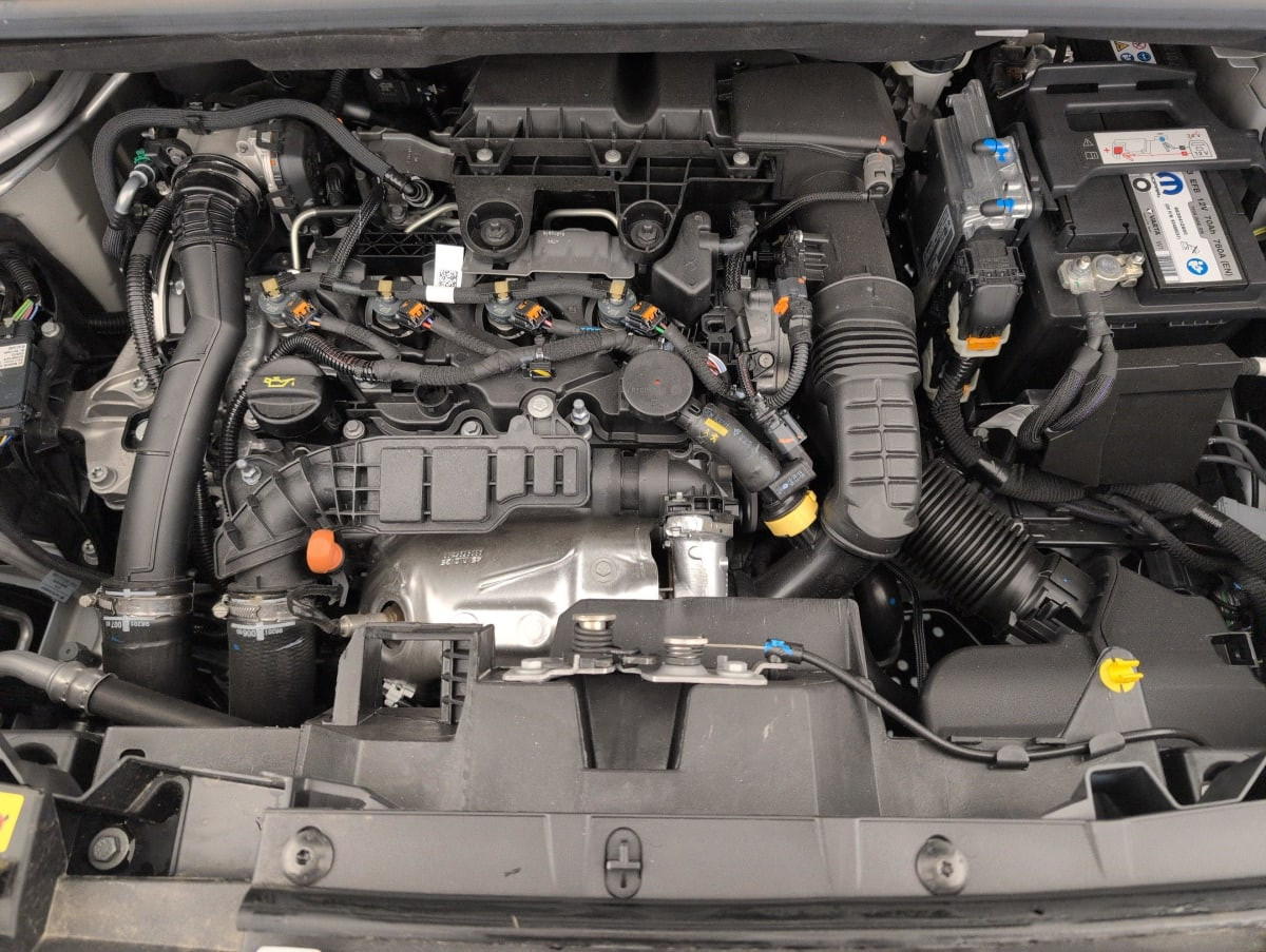 Vente en ligne Citroën Berlingo Fourgon M DIESEL 100 CH MANUELLE CHARGE UTILE MAJOREE au prix de 22 010 €
