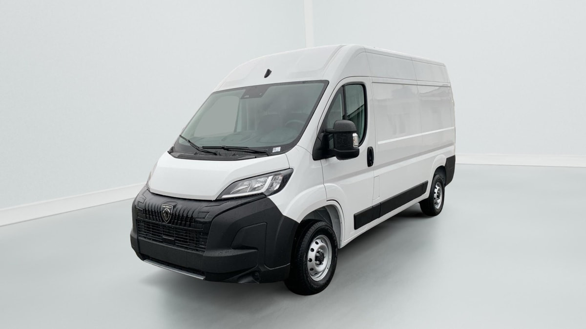 Peugeot Boxer Fourgon BOXER FGN DIESEL 140 CH L2H2 3.3 T MANUELLE ACTIVE occasion de 2026 en vente à Rennes