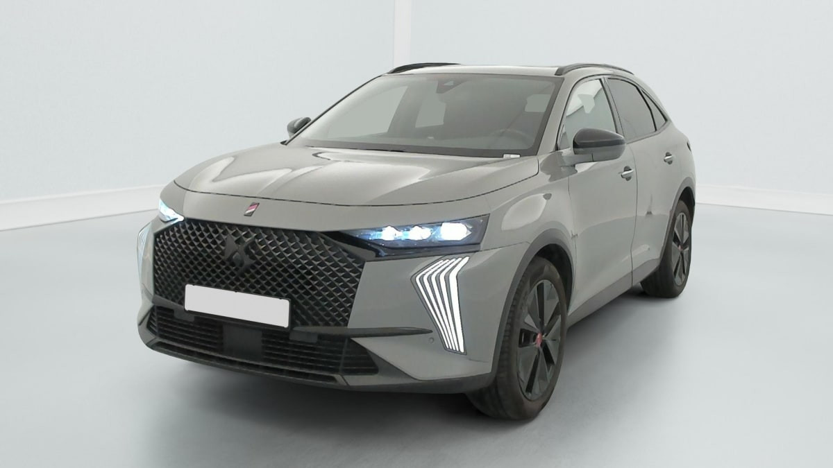 Ds DS7 Crossback BlueHDi 130 EAT8 Performance Line + occasion de 2023 en vente à Rennes