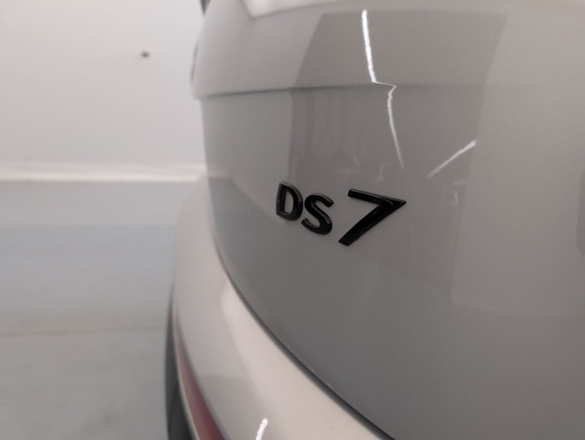 Vente en ligne Ds DS7 Crossback Hybride Rechargeable E-Tense 225 EAT8 Performance Line au prix de 25 420 €