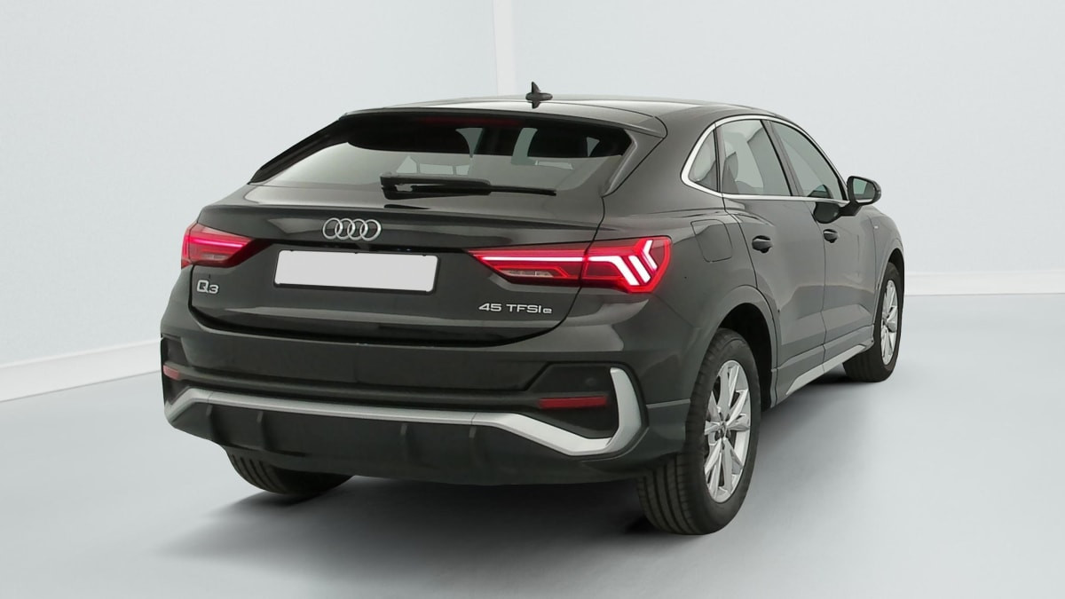 Vente en ligne Audi Q3 Sportback 45 TFSIe 245 ch S tronic 6 S line au prix de 33 660 €