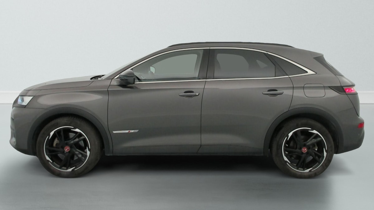 Vente en ligne Ds DS7 Crossback Hybride E-Tense 300 EAT8 4x4 Performance Line+ au prix de 22 330 €