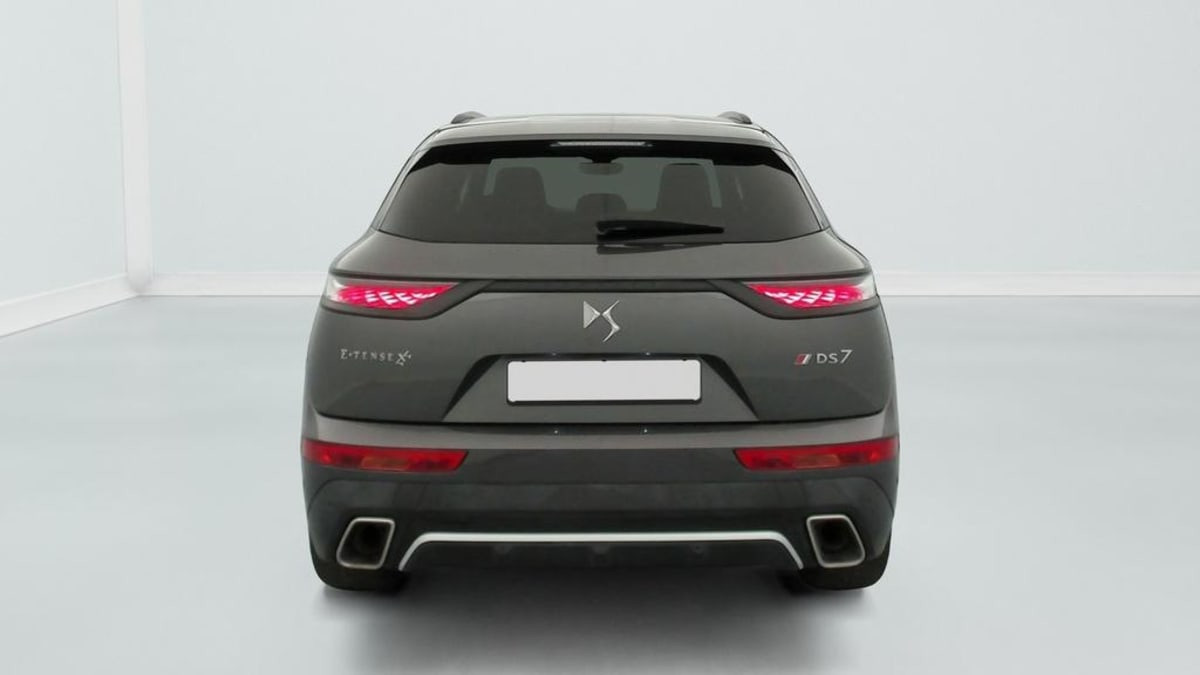 Vente en ligne Ds DS7 Crossback Hybride E-Tense 300 EAT8 4x4 Performance Line+ au prix de 22 330 €