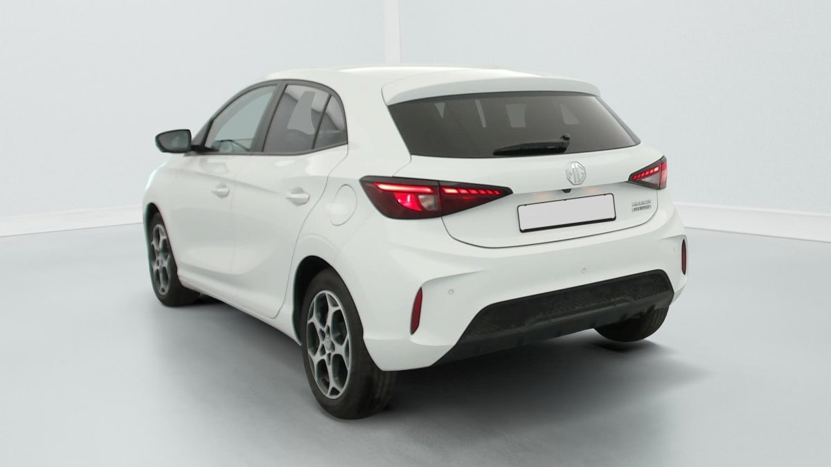 Vente en ligne Mg MG3 1.5 L Hybrid+ 195 ch Luxury au prix de 19 240 €