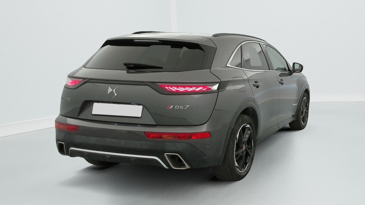 Vente en ligne Ds DS7 Crossback Hybride E-Tense 300 EAT8 4x4 Performance Line+ au prix de 22 330 €