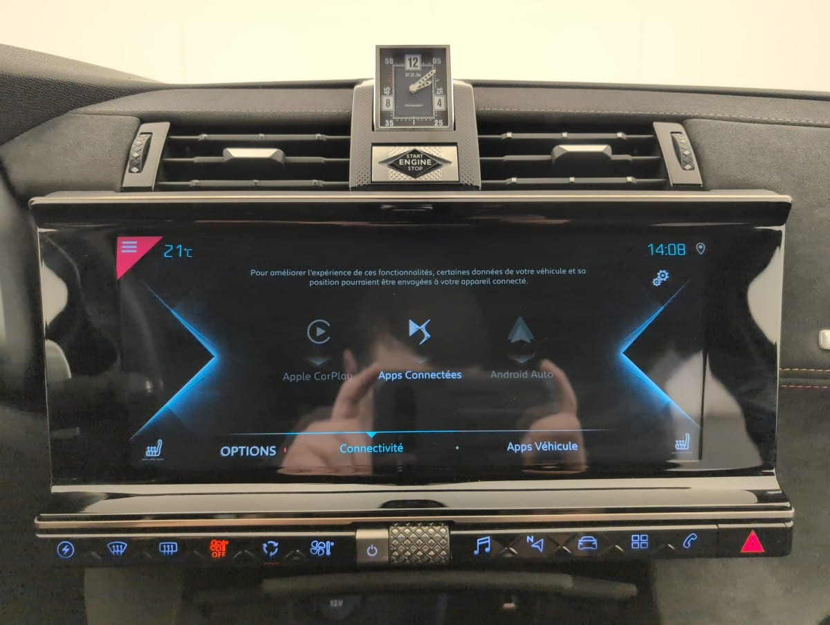 Vente en ligne Ds DS7 Crossback Hybride E-Tense 300 EAT8 4x4 Performance Line+ au prix de 22 330 €