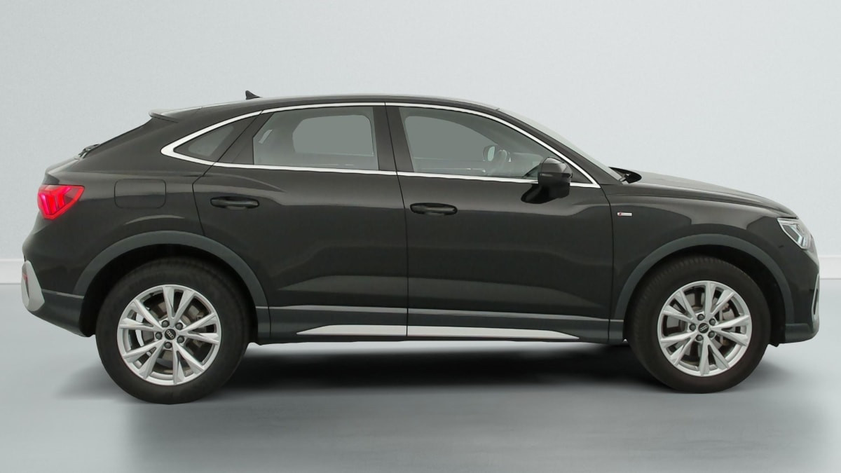 Vente en ligne Audi Q3 Sportback 45 TFSIe 245 ch S tronic 6 S line au prix de 33 660 €