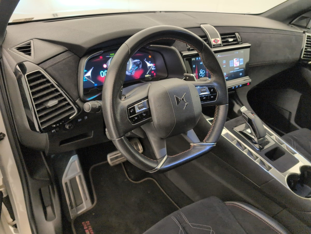 Vente en ligne Ds DS7 Crossback Hybride Rechargeable E-Tense 225 EAT8 Performance Line au prix de 25 420 €