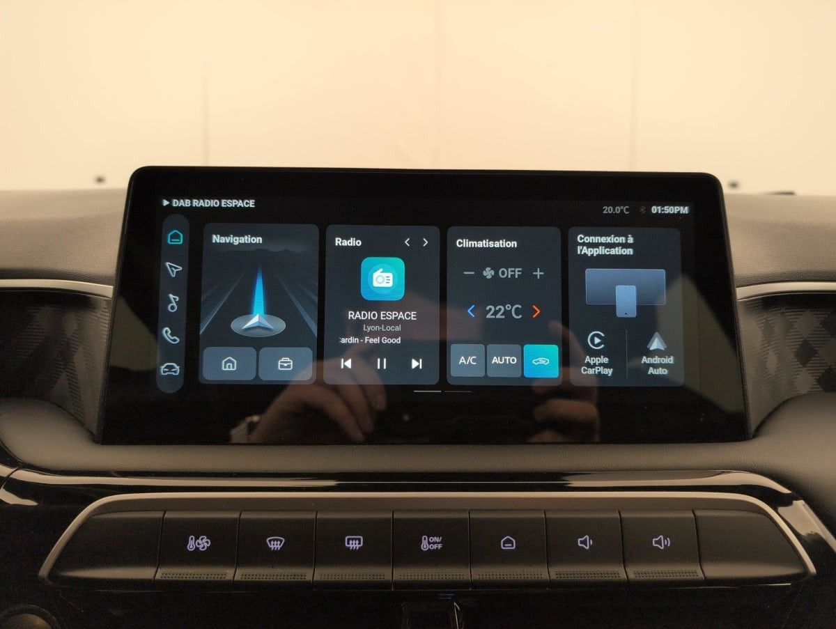 Vente en ligne Mg MG3 1.5 L Hybrid+ 195 ch Luxury au prix de 19 240 €