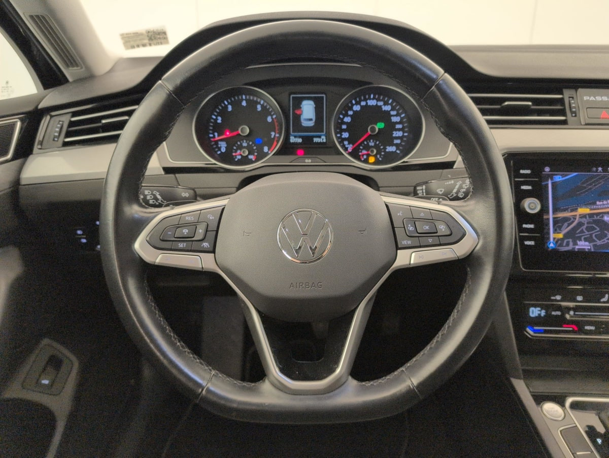 Vente en ligne Volkswagen Passat SW 1.5 TSI ACT OPF 150 DSG7 BUSINESS au prix de 21 300 €