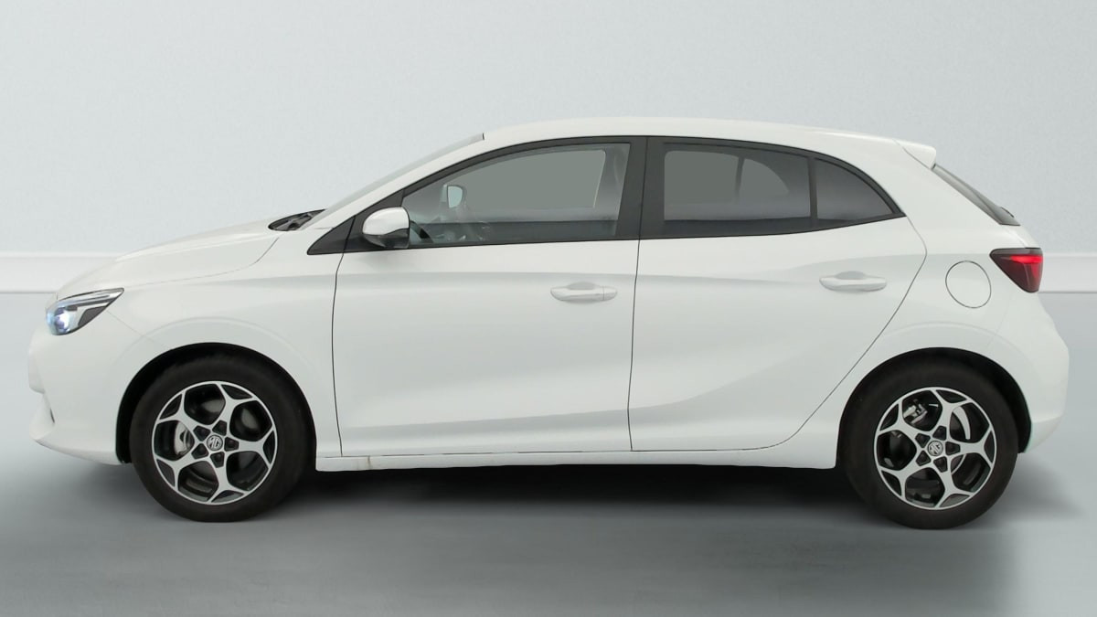 Vente en ligne Mg MG3 1.5 L Hybrid+ 195 ch Luxury au prix de 19 240 €