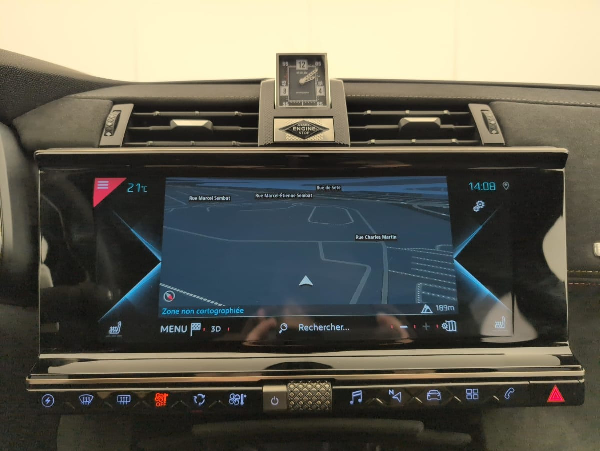 Vente en ligne Ds DS7 Crossback Hybride E-Tense 300 EAT8 4x4 Performance Line+ au prix de 22 330 €