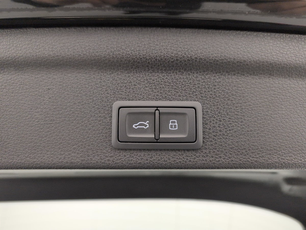 Vente en ligne Audi Q3 Sportback 45 TFSIe 245 ch S tronic 6 S line au prix de 33 660 €