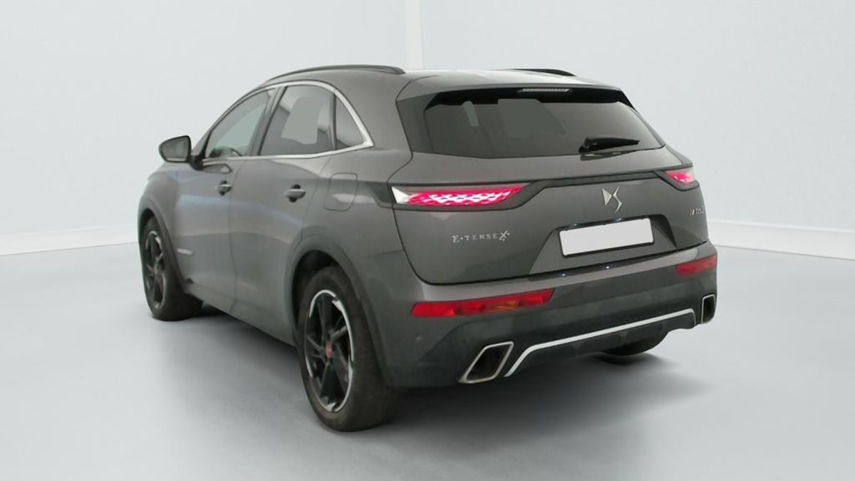 Vente en ligne Ds DS7 Crossback Hybride E-Tense 300 EAT8 4x4 Performance Line+ au prix de 22 330 €