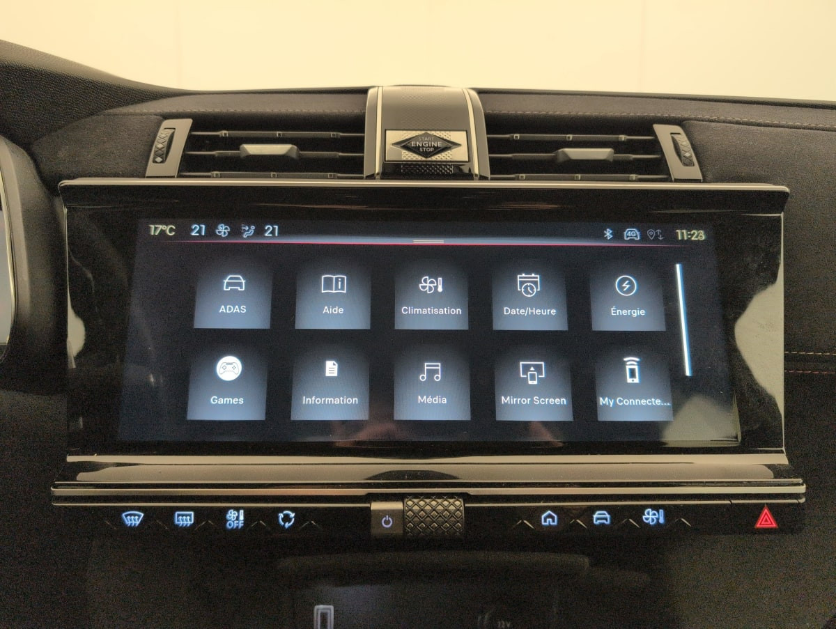 Vente en ligne Ds DS7 Crossback Hybride Rechargeable E-Tense 225 EAT8 Performance Line au prix de 25 420 €